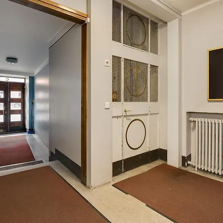 In Kamppi Apartamento